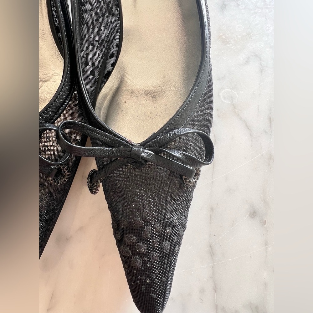 Stuart Weitzman Black Textured Heels Gorgeous
“Jiffy”.
